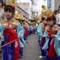 花摘祭稚児行列動画